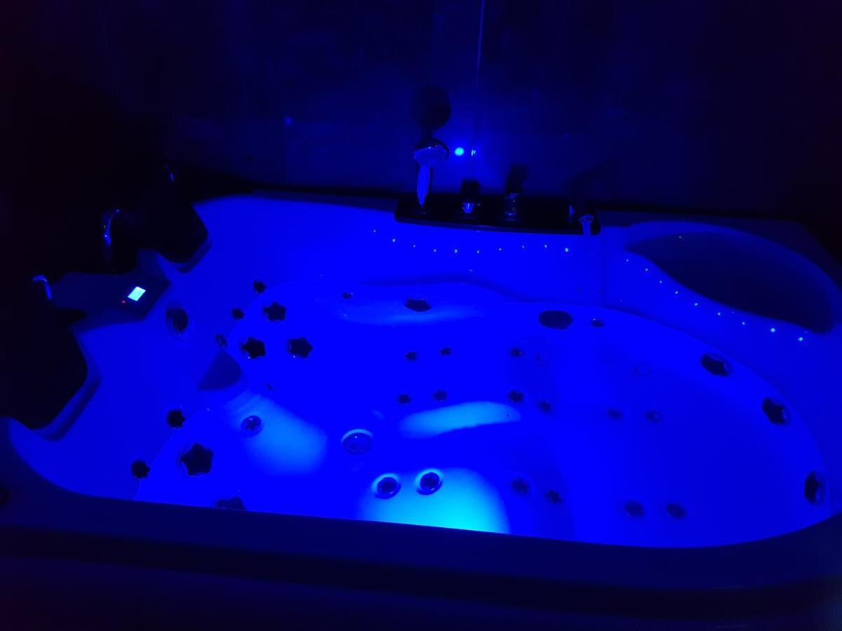 Lights Spa National Arena Mega Mall Monza Bucureşti Ngoại thất bức ảnh